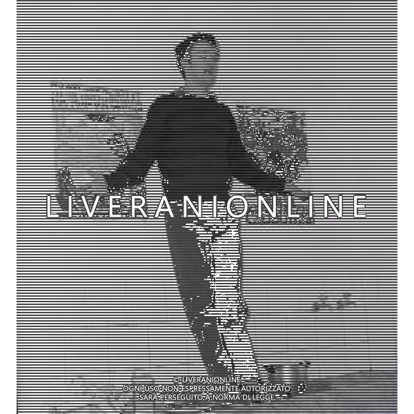 NEG- RETROSPETTIVA LOU CASTEL ATTORE  NELLA FOTO LOU CASTEL PSEUDONIMO DI ULV QUARZELL A ROMA NELL\'ANNO 1967  AG ALDO LIVERANI SAS