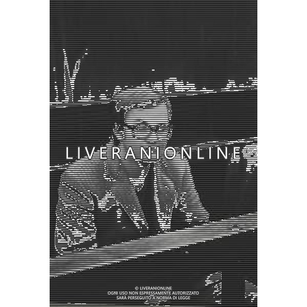 NEG- RETROSPETTIVA LOU CASTEL ATTORE NELLA FOTO LOU CASTEL PSEUDONIMO DI ULV QUARZELL A MILANO NELL\'ANNO 1974 IN TRIBUNALE AG ALDO LIVERANI SAS 