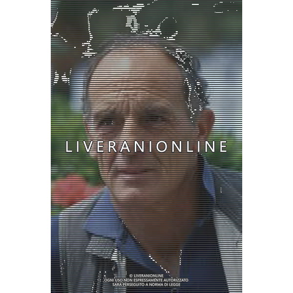 DIAP-RETROSPETTIVA PHILIPPE LEROY ATTORE NELLA FOTO PHILIPPE LEROY A CANNES ANNO 1980 AG ALDO LIVERANI SAS 