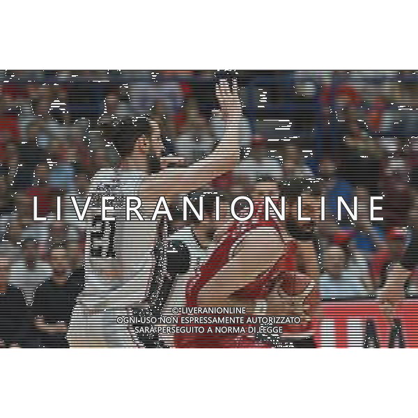 TVRG Olimpia Milano vs Virtus Bologna nella foto Tornike Shengelia (Virtus Bologna) e Nikola Mirotic (Olimpia Milano) EA7 Emporio Armani Milano vs Virtus Segafredo Bologna Assago (MI) 11-06-2024 Mediolanum Forum Playoff Campionato Serie A UnipolSai Gara 3 finale scudetto foto Roberto Garavaglia/Agenzia Aldo Liverani sas/AGENZIA ALDO LIVERANI SAS