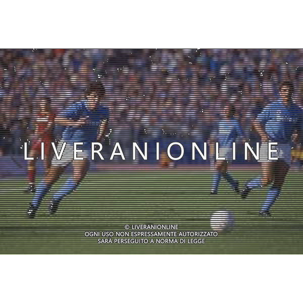 RETROSPETTIVA FERNANDO DE NAPOLI NELLA FOTO FERNANDO DE NAPOLI CON LA MAGLIA DEL NAPOLI AG ALDO LIVERANI SAS
