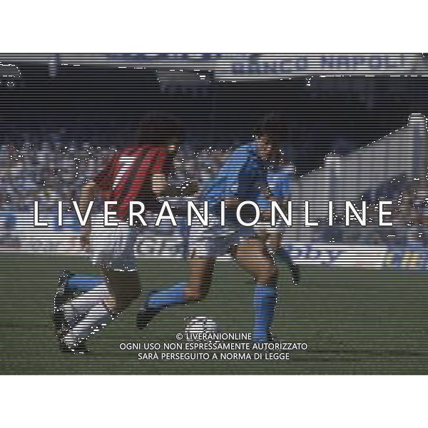 RETROSPETTIVA FERNANDO DE NAPOLI NELLA FOTO FERNANDO DE NAPOLI CON LA MAGLIA DEL NAPOLI AG ALDO LIVERANI SAS