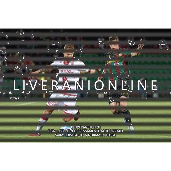 TVEM Giuseppe Sibilli of SSC Bari and Franco Carboni of Ternana Calcio during the Italian Serie BKT playout match between Ternana Calcio vs SSC Bari on 23 May 2024 at the Libero Liberati stadium in Bari, Italy. Photo by Emmanuele Mastrodonato/ag. Aldo Liverani s.a.s./AGENZIA ALDO LIVERANI SAS