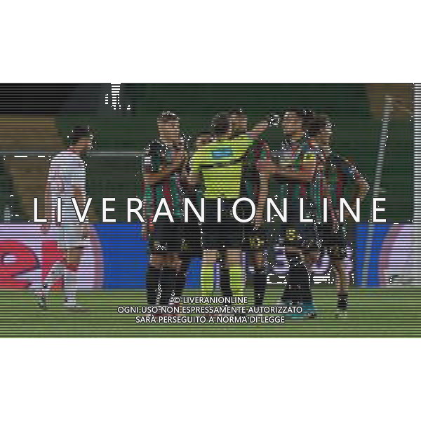 TVEM Players of Ternana Calcio protests during the Italian Serie BKT playout match between Ternana Calcio vs SSC Bari on 23 May 2024 at the Libero Liberati stadium in Bari, Italy. Photo by Emmanuele Mastrodonato/ag. Aldo Liverani s.a.s./AGENZIA ALDO LIVERANI SAS