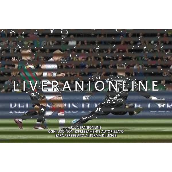 TVEM Ahmad Benali of SSC Bari and Antony Iannarilli of Ternana Calcio during the Italian Serie BKT playout match between Ternana Calcio vs SSC Bari on 23 May 2024 at the Libero Liberati stadium in Bari, Italy. Photo by Emmanuele Mastrodonato/ag. Aldo Liverani s.a.s./AGENZIA ALDO LIVERANI SAS