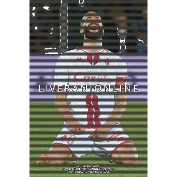 TVEM Valerio Di Cesare of SSC Bari celebrates the victory during the Italian Serie BKT playout match between Ternana Calcio vs SSC Bari on 23 May 2024 at the Libero Liberati stadium in Bari, Italy. Photo by Emmanuele Mastrodonato/ag. Aldo Liverani s.a.s./AGENZIA ALDO LIVERANI SAS