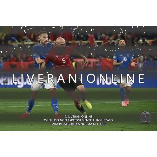 Italia vs Albania - UEFA EURO 2024 nella foto Davide Frattesi (Italia) e Arlind Ajeti (Albania) Dortmund (GER) 15-06-2024 BVB Stadion Dortmund Campionato Europeo di Calcio - UEFA EURO 2024 fase a gironi - gruppo B 1a giornata foto Roberto Garavaglia/Agenzia Aldo Liverani sas/AGENZIA ALDO LIVERANI SAS