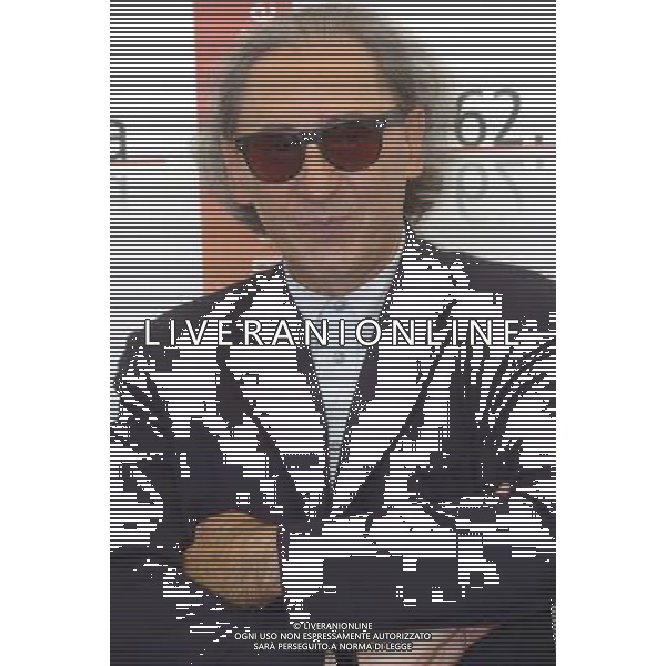 MOSTRA DEL CINEMA DI VENEZIA 2005 NELLA FOTO: BATTIATO FRANCO PH: CAPRA/LIVERANI