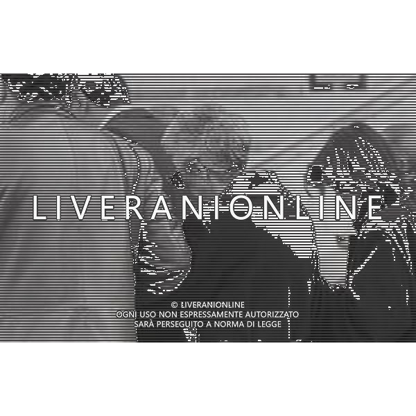 NEG- RETROSPETTIVA MICHELE SINDONA AVVOCATO E BANCHIERE NELLA FOTO LA MOGLIE DEL BANCHIERE MICHELE SINDONA A MILANO AL CIMITERO MONUMENTALE IL GIORNO 25-03-1986 PER I FUNERALI AG ALDO LIVERANI SAS