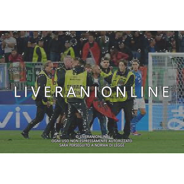 TVEM the stewards block a pitch invader during the UEFA EURO 2024 group stage match between Albania and Italy at Westfalenstadion on June 15, 2024 in Dortmund, Germany. Photo by Emmanuele Mastrodonato/ag. Aldo Liverani sas