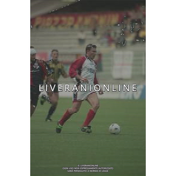 01-11-2000 GENOVA CAMPIONATO DI CALCIO SERIE B GENOA-COSENZA 2-1 NELLA FOTO GIANLUCA SAVOLDI AG ALDO LIVERANI SAS