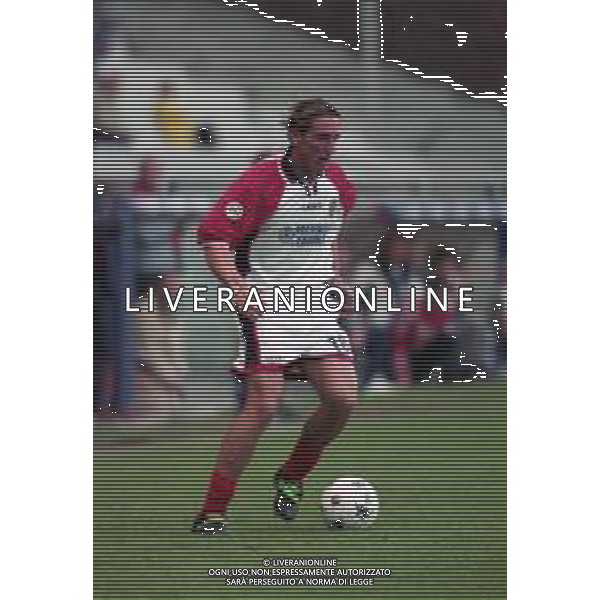 01-11-2000 GENOVA CAMPIONATO DI CALCIO SERIE B GENOA-COSENZA 2-1 NELLA FOTO CRISTIANO PAVONE AG ALDO LIVERANI SAS
