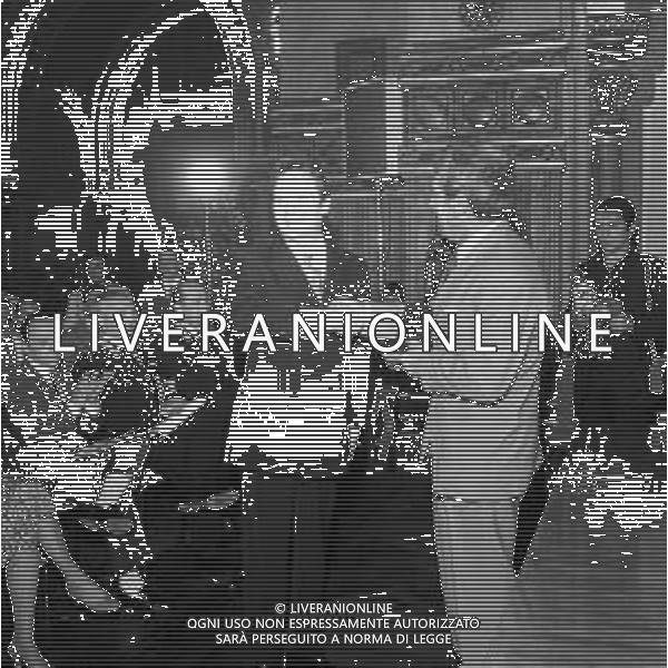 Neg- 9° PREMIO NAZIONALE REGIA TELEVISIVA A SALSOMAGGIORE TERME NELL\'ANNO 1969 - RETROSPETTIVA NELLA FOTO ALIGHIERO NOSCHESE AG AGENZIA ALDO LIVERANI SAS