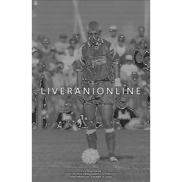 Neg- RETROSPETTIVA FABRIZIO RAVANELLI CALCIATORE NELLA FOTO CON LA MAGLIA DELLA JUVENTUS CALCIO NELL\'ANNO 1994-1995 AG AGENZIA ALDO LIVERANI SAS