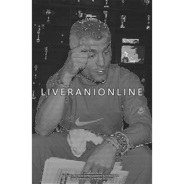 Neg- RETROSPETTIVA FABRIZIO RAVANELLI CALCIATORE NELLA FOTO CON LA MAGLIA DELLA NAZIONALE ITALIANA NELL\'ANNO 1995 (PRIMA CONVOCAZIONE) AG AGENZIA ALDO LIVERANI SAS
