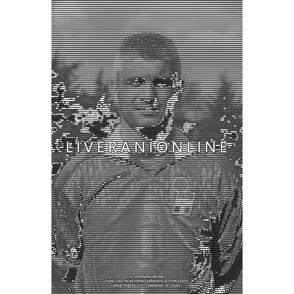 Neg- RETROSPETTIVA FABRIZIO RAVANELLI CALCIATORE NELLA FOTO CON LA MAGLIA DELLA NAZIONALE ITALIANA NELL\'ANNO 1995 (PRIMI PIANI) AG AGENZIA ALDO LIVERANI SAS