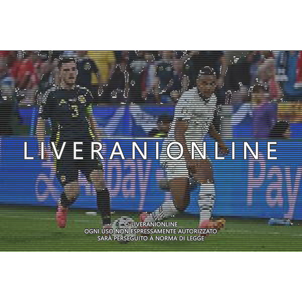 Scozia vs Svizzera - UEFA EURO 2024 nella foto Andrew Robertson (Scozia) e Manuel Akanji (Svizzera) Colonia (GER) 19-06-2024 Cologne Stadium - RheinEnergieStadion Campionato Europeo di Calcio - UEFA EURO 2024 fase a gironi - 2a giornata Gruppo A foto Roberto Garavaglia/Agenzia Aldo Liverani sas/AGENZIA AGENZIA ALDO LIVERANI SAS