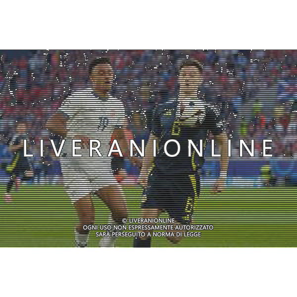 TVEM Kieran Tierney of Scotland in action against Dan Ndoye of Swiss during the UEFA EURO 2024 group stage match between Scotland and Switzerland at Cologne Stadium on June 19, 2024 in Cologne, Germany. Photo by Emmanuele Mastrodonato/ag. Aldo Liverani sas/AGENZIA AGENZIA ALDO LIVERANI SAS