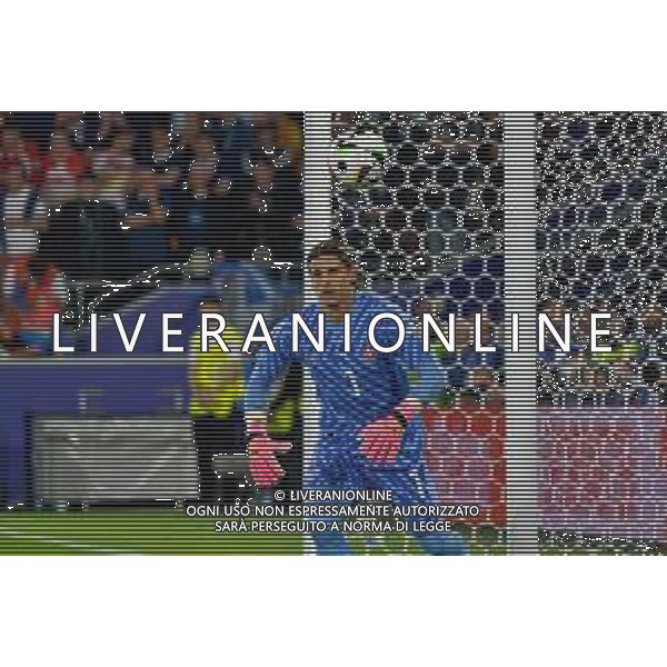 TVEM Yann Sommer of Swiss during the UEFA EURO 2024 group stage match between Scotland and Switzerland at Cologne Stadium on June 19, 2024 in Cologne, Germany. Photo by Emmanuele Mastrodonato/ag. Aldo Liverani sas/AGENZIA AGENZIA ALDO LIVERANI SAS