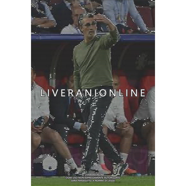 Scozia vs Svizzera - UEFA EURO 2024 nella foto Murat Yakin allenatore Svizzera Colonia (GER) 19-06-2024 Cologne Stadium - RheinEnergieStadion Campionato Europeo di Calcio - UEFA EURO 2024 fase a gironi - 2a giornata Gruppo A foto Roberto Garavaglia/Agenzia Aldo Liverani sas/AGENZIA AGENZIA ALDO LIVERANI SAS