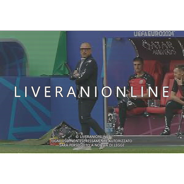 TVEM Francesco Calzona head coach of Slovakia during the UEFA EURO 2024 group stage match between Slovakia and Ukraine at Dusseldorf Arena on June 21, 2024 in Dusseldorf, Germany. Photo by Emmanuele Mastrodonato/ag. Aldo Liverani sas/AGENZIA ALDO LIVERANI SAS