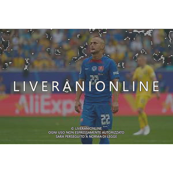 TVEM Stanislav Lobotka of Slovakia during the UEFA EURO 2024 group stage match between Slovakia and Ukraine at Dusseldorf Arena on June 21, 2024 in Dusseldorf, Germany. Photo by Emmanuele Mastrodonato/ag. Aldo Liverani sas/AGENZIA ALDO LIVERANI SAS