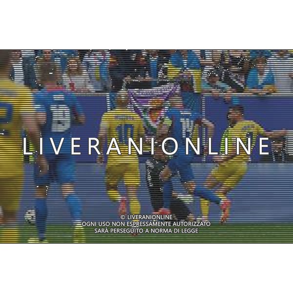 TVEM Roman Yaremchuk of Ukraine scores a goal of 1-2 during the UEFA EURO 2024 group stage match between Slovakia and Ukraine at Dusseldorf Arena on June 21, 2024 in Dusseldorf, Germany. Photo by Emmanuele Mastrodonato/ag. Aldo Liverani sas/AGENZIA ALDO LIVERANI SAS