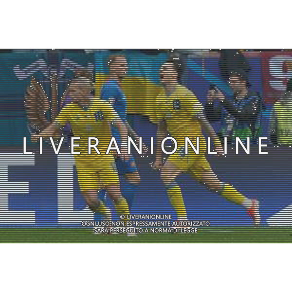 TVEM Mykola Shaparenko of Ukraine celebrates after scoring a goal with Mykhailo Mudryk of Ukraine during the UEFA EURO 2024 group stage match between Slovakia and Ukraine at Dusseldorf Arena on June 21, 2024 in Dusseldorf, Germany. Photo by Emmanuele Mastrodonato/ag. Aldo Liverani sas/AGENZIA ALDO LIVERANI SAS