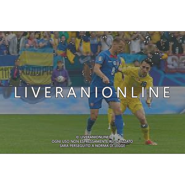 TVEM Ondrej Duda of Slovakia in action against Mykola Shaparenko of Ukraine during the UEFA EURO 2024 group stage match between Slovakia and Ukraine at Dusseldorf Arena on June 21, 2024 in Dusseldorf, Germany. Photo by Emmanuele Mastrodonato/ag. Aldo Liverani sas/AGENZIA ALDO LIVERANI SAS