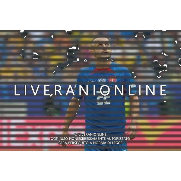 TVEM Stanislav Lobotka of Slovakia during the UEFA EURO 2024 group stage match between Slovakia and Ukraine at Dusseldorf Arena on June 21, 2024 in Dusseldorf, Germany. Photo by Emmanuele Mastrodonato/ag. Aldo Liverani sas/AGENZIA ALDO LIVERANI SAS