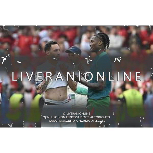 Turchia vs Portogallo - UEFA EURO 2024 nella foto Hakan Calhanoglu (Turchia) e Rafael Leao (Portogallo) si salutano a fine gara Dortmund (GER) 22-06-2024 BVB Stadion Dortmund - Westfalenstadion Signal Iduna Park Campionato Europeo di Calcio - UEFA EURO 2024 fase a gironi - 2a giornata Gruppo F foto Roberto Garavaglia/Agenzia Aldo Liverani sas/AGENZIA ALDO LIVERANI SAS