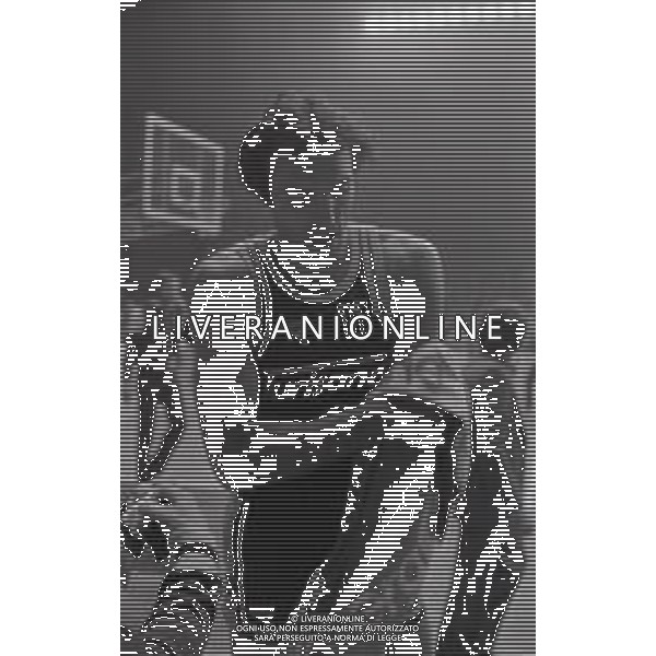 NEG-RETROSPETTIVA DINO MENEGHIN BASKET NELLA FOTO DINO MENEGHIN CON LA MAGLIA TURISANDA VARESE NELL\'ANNO 1980-81 AG ALDO LIVERANI SAS