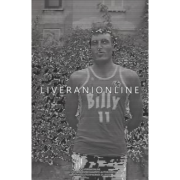 NEG-RETROSPETTIVA DINO MENEGHIN BASKET NELLA FOTO DINO MENEGHIN CON LA MAGLIA BILLY MILANO NELL\'ANNO 1981-82 AG ALDO LIVERANI SAS