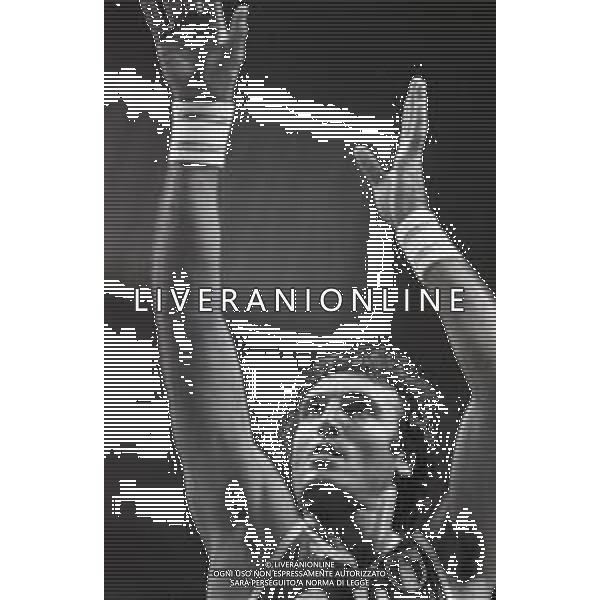 NEG-RETROSPETTIVA DINO MENEGHIN BASKET NELLA FOTO DINO MENEGHIN CON LA MAGLIA BILLY MILANO NELL\'ANNO 1982-83 AG ALDO LIVERANI SAS