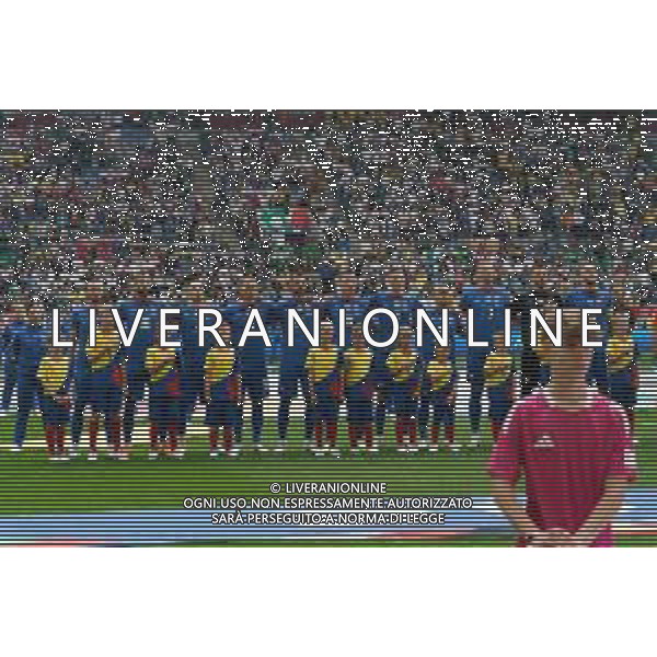TVEM Formazione giocatori Slovacchia durante inno nazionale - Players of Slovakia during during the national anthem prior the UEFA EURO 2024 group stage match between Slovakia and Ukraine at Dusseldorf Arena on June 21, 2024 in Dusseldorf, Germany. Photo by Emmanuele Mastrodonato/ag. Aldo Liverani sas during the UEFA EURO 2024 group stage match between Slovakia and Ukraine at Dusseldorf Arena on June 21, 2024 in Dusseldorf, Germany. Photo by Emmanuele Mastrodonato/ag. Aldo Liverani sas/AGENZIA ALDO LIVERANI SAS