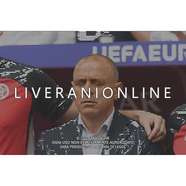TVEM Francesco Calzona head coach of Slovakia during the national anthem prior the UEFA EURO 2024 group stage match between Slovakia and Ukraine at Dusseldorf Arena on June 21, 2024 in Dusseldorf, Germany. Photo by Emmanuele Mastrodonato/ag. Aldo Liverani sas/AGENZIA ALDO LIVERANI SAS