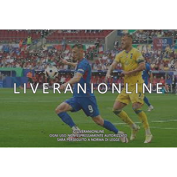 TVEM Robert Bozeník of Slovakia in action against Andriy Yarmolenko during the UEFA EURO 2024 group stage match between Slovakia and Ukraine at Dusseldorf Arena on June 21, 2024 in Dusseldorf, Germany. Photo by Emmanuele Mastrodonato/ag. Aldo Liverani sas/AGENZIA ALDO LIVERANI SAS