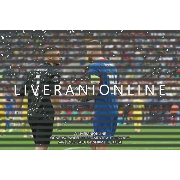 TVEM Martin Dúbravka of Slovakia and Milan Skriniar of Slovakia during the UEFA EURO 2024 group stage match between Slovakia and Ukraine at Dusseldorf Arena on June 21, 2024 in Dusseldorf, Germany. Photo by Emmanuele Mastrodonato/ag. Aldo Liverani sas/AGENZIA ALDO LIVERANI SAS