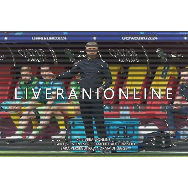 TVEM Serhiy Rebrov head coach of Ukraine during the UEFA EURO 2024 group stage match between Slovakia and Ukraine at Dusseldorf Arena on June 21, 2024 in Dusseldorf, Germany. Photo by Emmanuele Mastrodonato/ag. Aldo Liverani sas/AGENZIA ALDO LIVERANI SAS