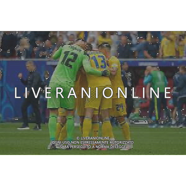 TVEM Players of Ukraine celebrates the victory during the UEFA EURO 2024 group stage match between Slovakia and Ukraine at Dusseldorf Arena on June 21, 2024 in Dusseldorf, Germany. Photo by Emmanuele Mastrodonato/ag. Aldo Liverani sas/AGENZIA ALDO LIVERANI SAS