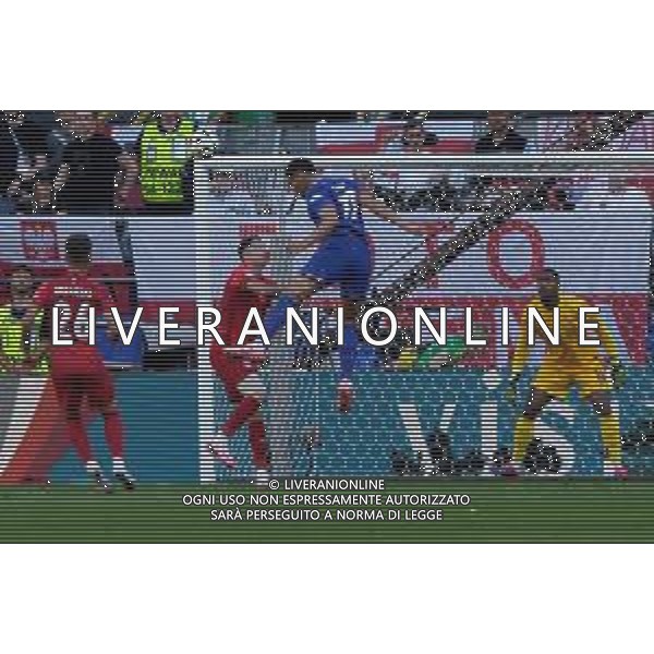 TVEM William Saliba of France in action against Robert Lewandowski of Poland during the UEFA EURO 2024 group stage match between France and Poland at BVB Stadion Dortmund on June 25, 2024 in Dortmund, Germany. Photo by Emmanuele Mastrodonato/ag. Aldo Liverani sas/ AGENZIA ALDO LIVERANI SAS