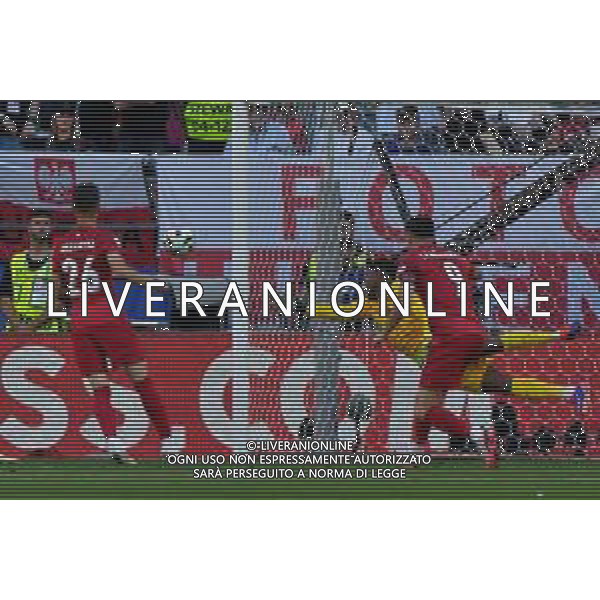 TVEM Robert Lewandowski of Poland and Mike Maignan of France during the UEFA EURO 2024 group stage match between France and Poland at BVB Stadion Dortmund on June 25, 2024 in Dortmund, Germany. Photo by Emmanuele Mastrodonato/ag. Aldo Liverani sas