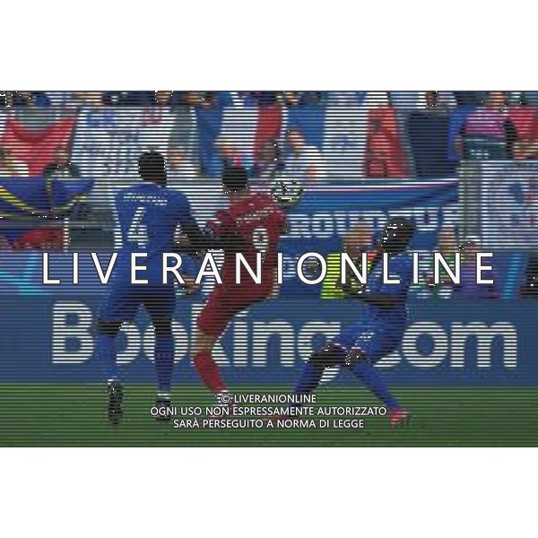 TVEM Robert Lewandowski of Poland in action against Dayot Upamecano of France during the UEFA EURO 2024 group stage match between France and Poland at BVB Stadion Dortmund on June 25, 2024 in Dortmund, Germany. Photo by Emmanuele Mastrodonato/ag. Aldo Liverani sas