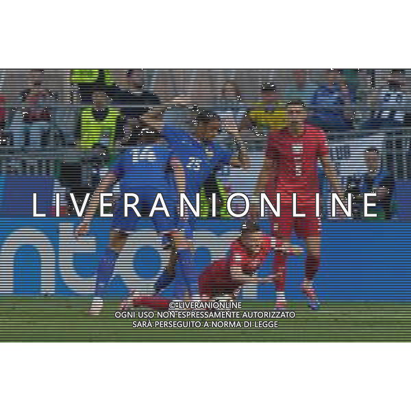 TVEM Sebastian Szymański of Poland in action against Bradley Barcola of France during the UEFA EURO 2024 group stage match between France and Poland at BVB Stadion Dortmund on June 25, 2024 in Dortmund, Germany. Photo by Emmanuele Mastrodonato/ag. Aldo Liverani sas