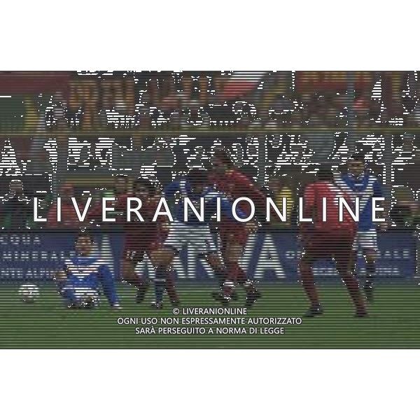 17-02-2002 BRESCIA-CAMPIONATO DI CALCIO SERIE A BRESCIA-ROMA NELLA FOTO AMEDEO MANGONE-FEDERICO GIUNTI-GABRIEL BATISTUTA E DAMIANO TOMMASI AG ALDO LIVERANI SAS