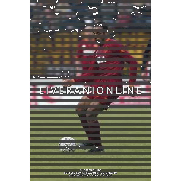 07-04-2002 VENEZIA-CAMPIONATO DI CALCIO SERIE A VENEZIA -ROMA 2-2 NELLA FOTO FERREIRA EMERSON AG ALDO LIVERANI SAS