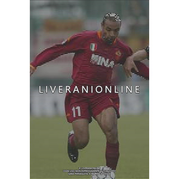 07-04-2002 VENEZIA-CAMPIONATO DI CALCIO SERIE A VENEZIA -ROMA 2-2 NELLA FOTO FERREIRA EMERSON AG ALDO LIVERANI SAS