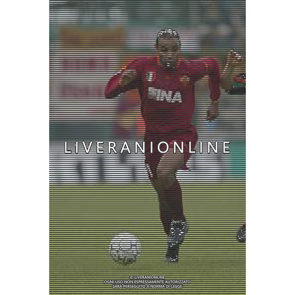 07-04-2002 VENEZIA-CAMPIONATO DI CALCIO SERIE A VENEZIA -ROMA 2-2 NELLA FOTO FERREIRA EMERSON AG ALDO LIVERANI SAS