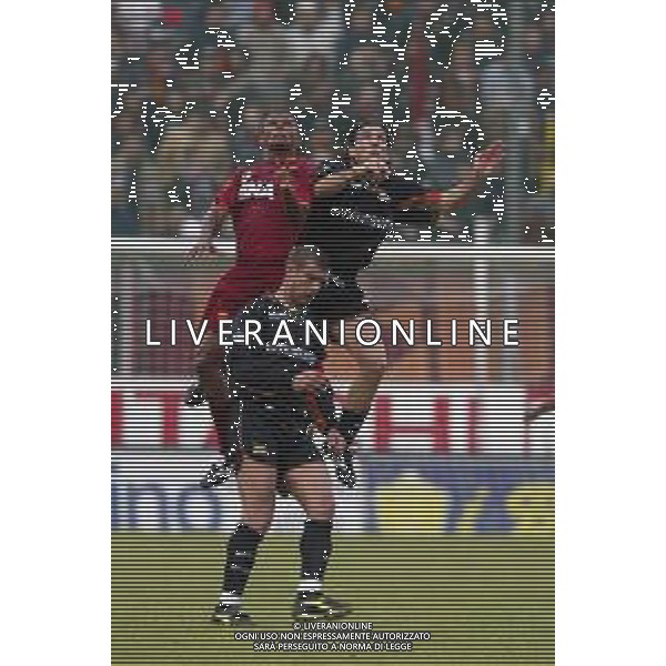 07-04-2002 VENEZIA-CAMPIONATO DI CALCIO SERIE A VENEZIA -ROMA 2-2 NELLA FOTO FRANCISCO LIMA E ANTONIO MARASCO AG ALDO LIVERANI SAS 