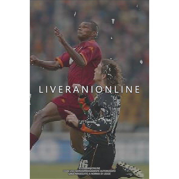 07-04-2002 VENEZIA-CAMPIONATO DI CALCIO SERIE A VENEZIA -ROMA 2-2 NELLA FOTO FRANCISCO LIMA E IVONE DE FRANCESCHI AG ALDO LIVERANI SAS
